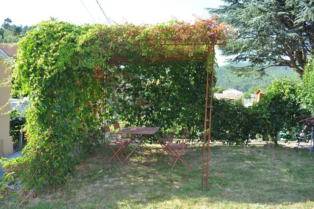 La Ribeyrette Bed & Breakfast Chamborigaud ภายนอก รูปภาพ